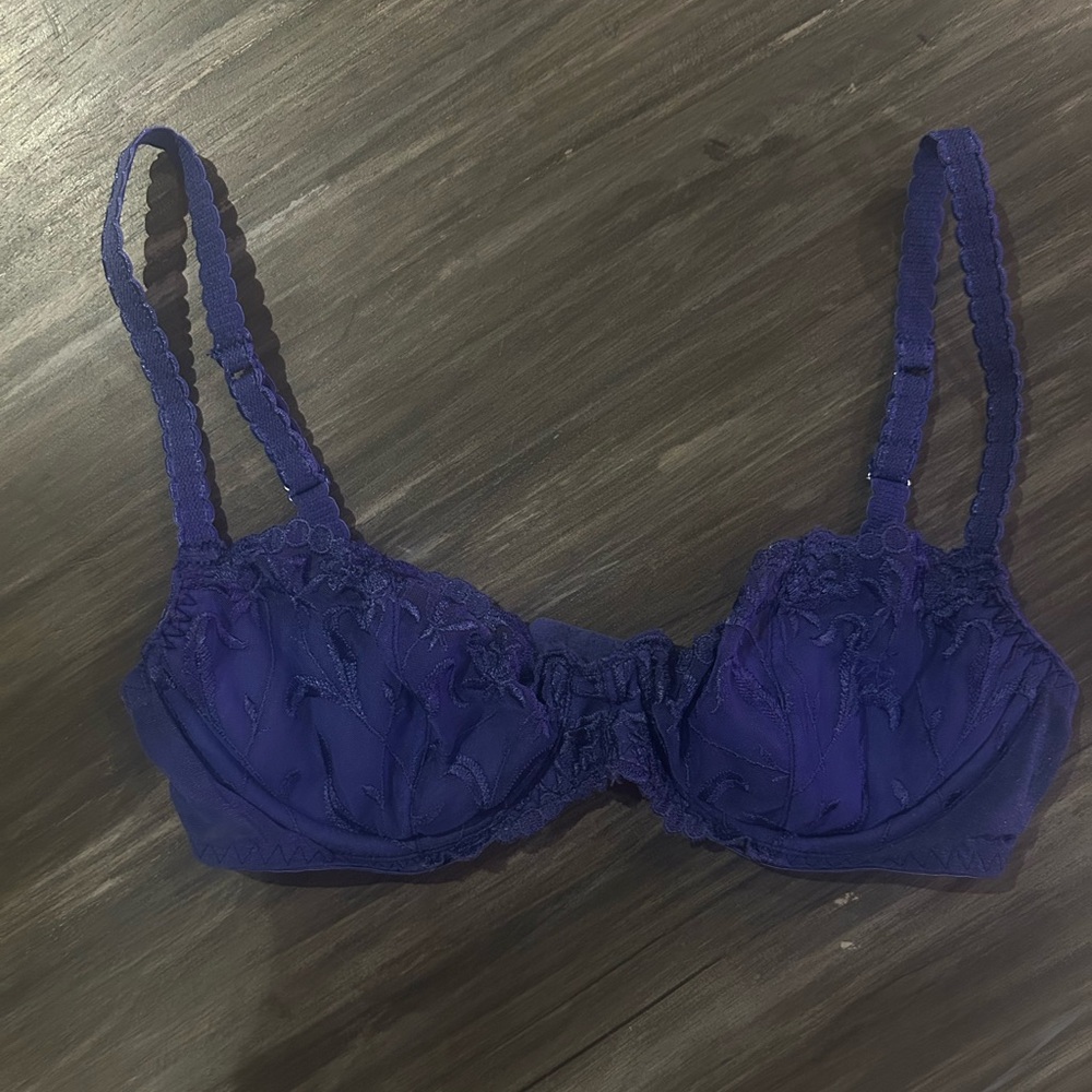 Victoria’s Secret Vintage Bra Size 34B